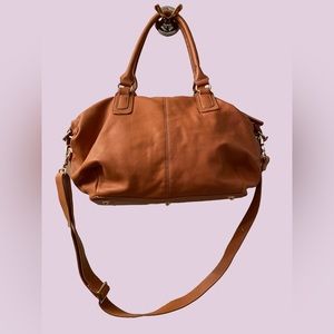 Monserrat De Lucca camel purse